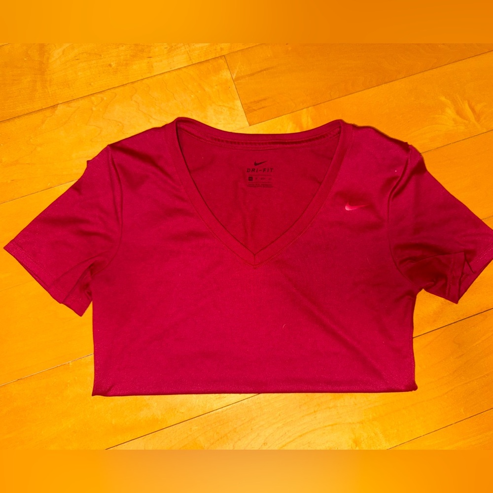 Nike dri-fit tee XS